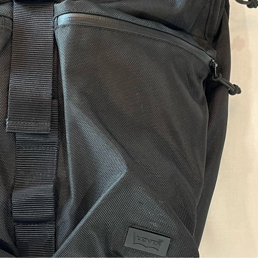 Levi’s Rolltop Commuter Backpack - image 6